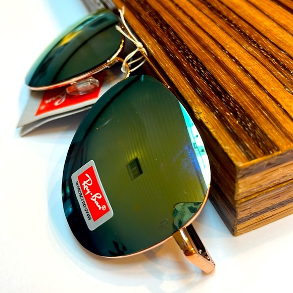 Ray-Ban Accessories - Ray-Ban Aviator Blue Mirror: NEW- Tags